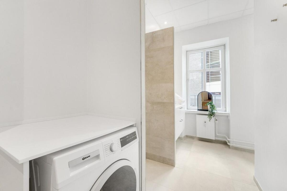 Stylish Flat - 200m2 Of Comfort Apartment *